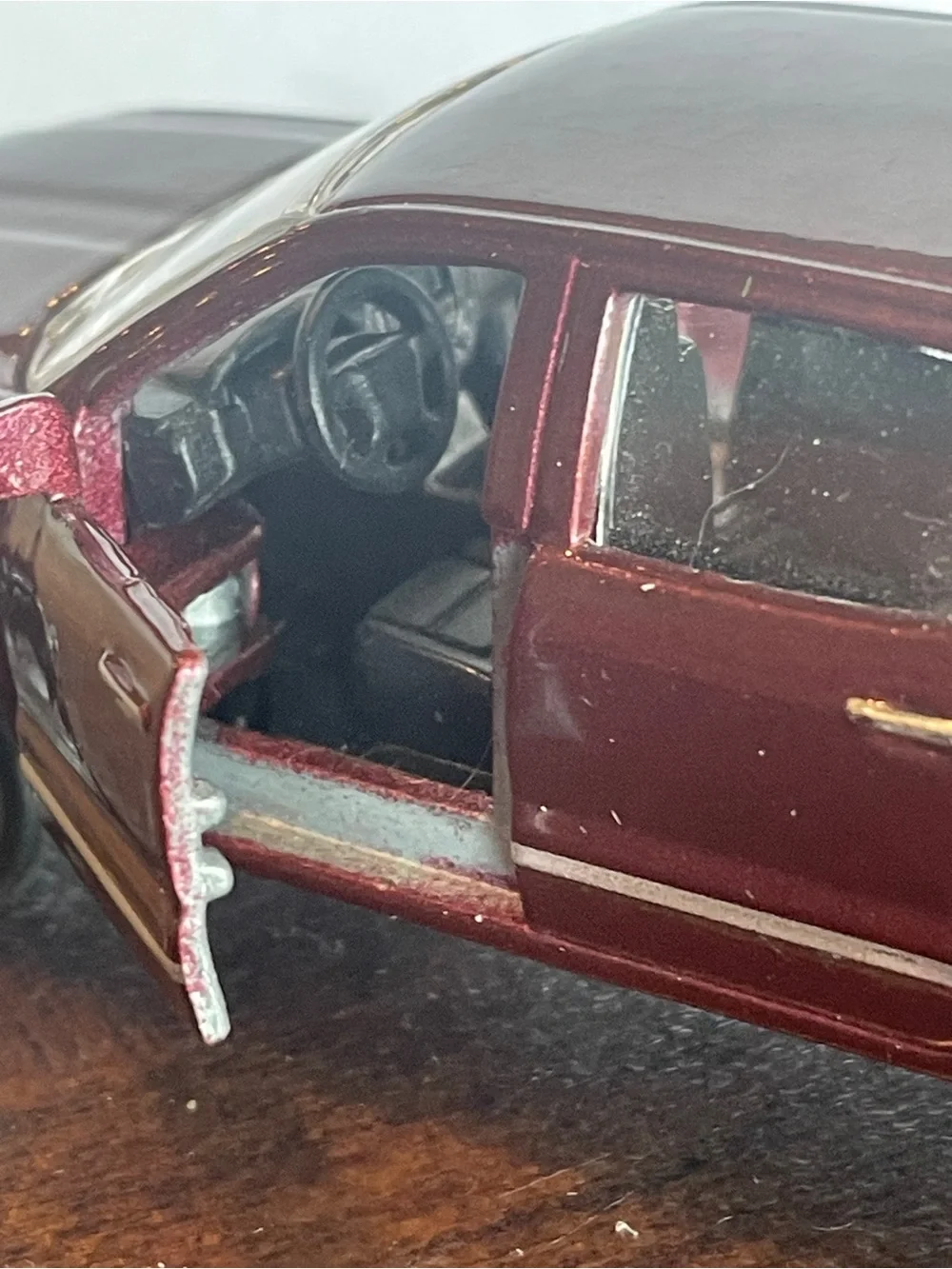2014 Chevy Silverado 1500 Z71 MAISTO 1:52 scale,Pull Back ,opening Doors.